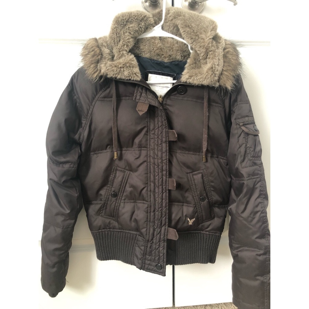 Hollister Women’s Puffer Jacket Size Medium